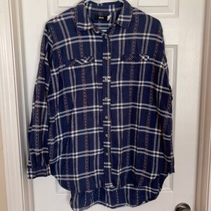 Oversized Women’s Cut Flannel